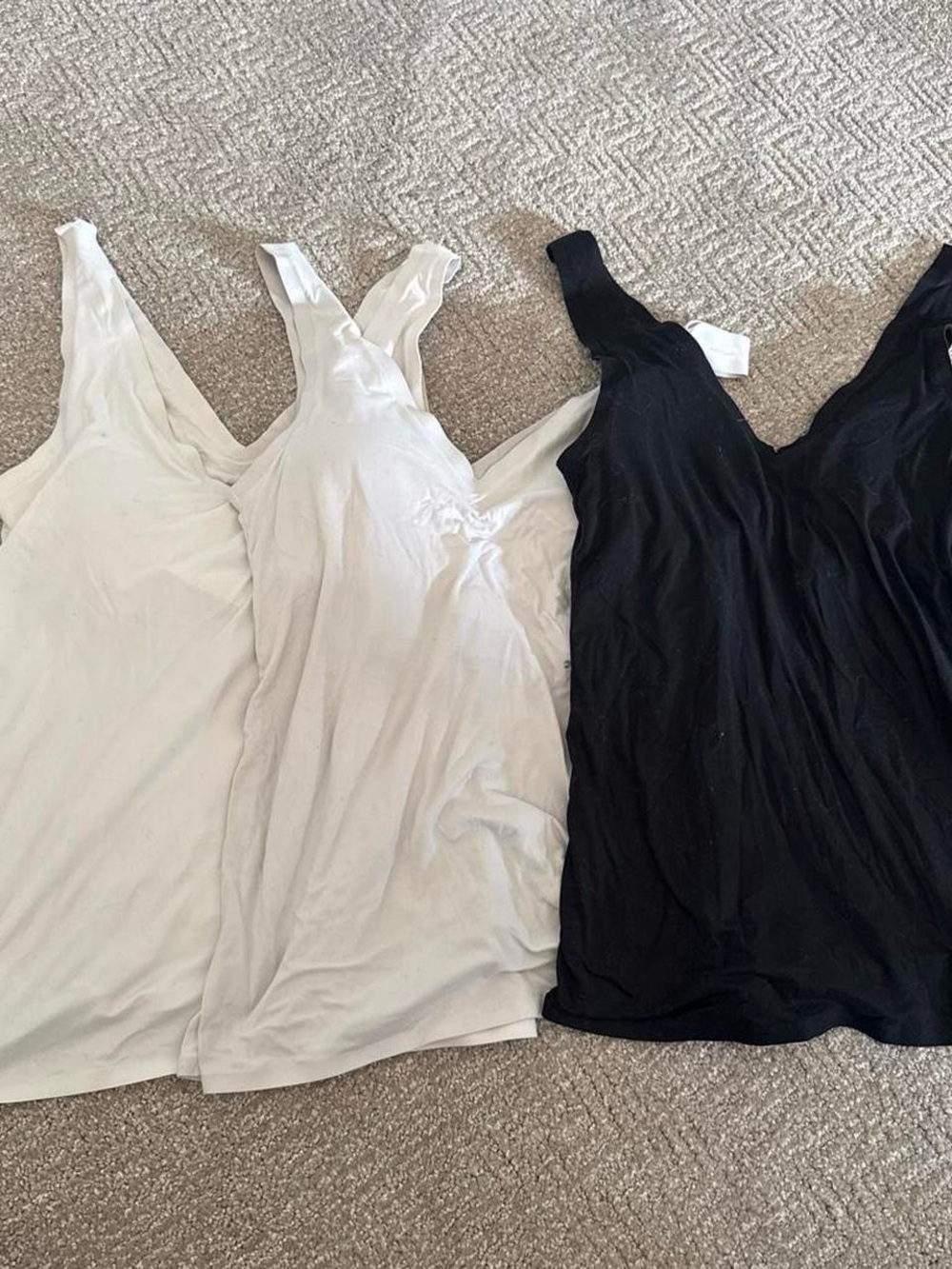 Soma V-Neck Tank Top